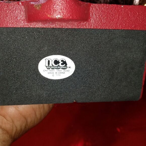 Vtg. NCE Santa Claus Cast Iron Stocking Hanger frame - Picture 7 of 9